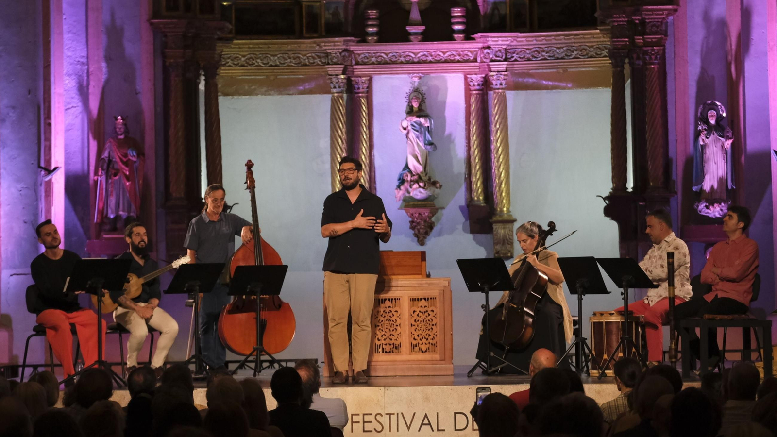Aarón Zapico, director de Forma Antiqva, durante la presentación del concierto.
