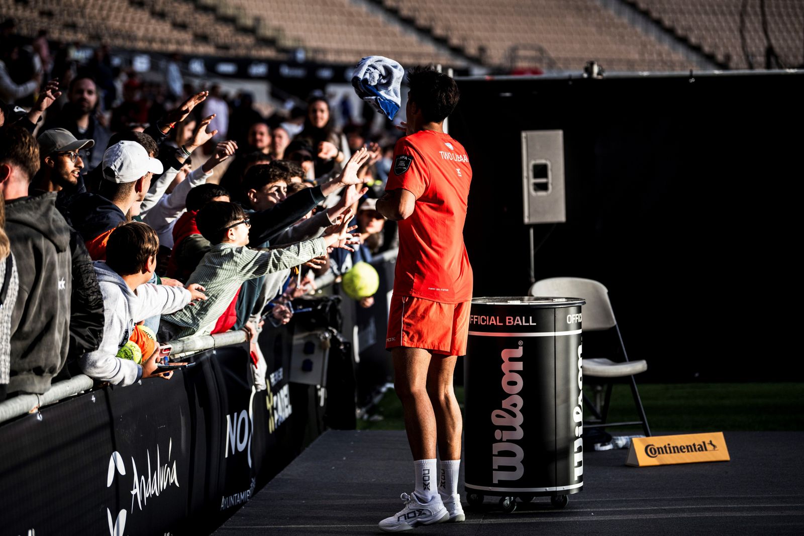 Las mejores fotos de la segunda jornada del pádel en el Estadio de la Cartuja