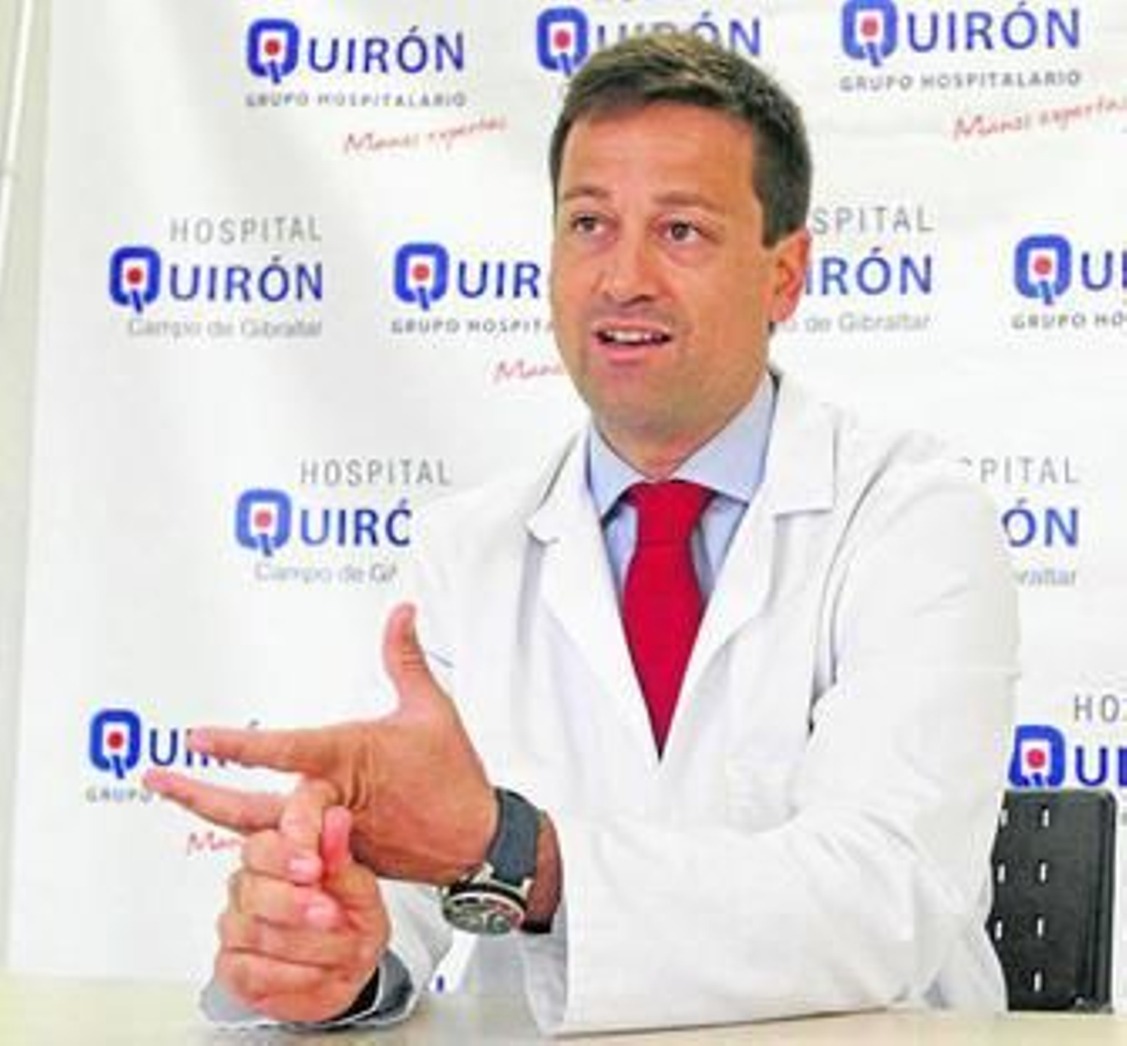 El doctor Primitivo de la Quintana, durante la entrevista.