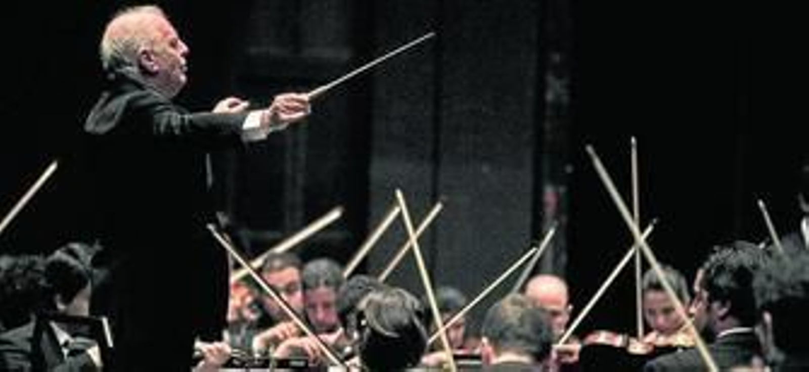 El maestro argentino-israelí durante la presentación de este disco en el Maestranza.