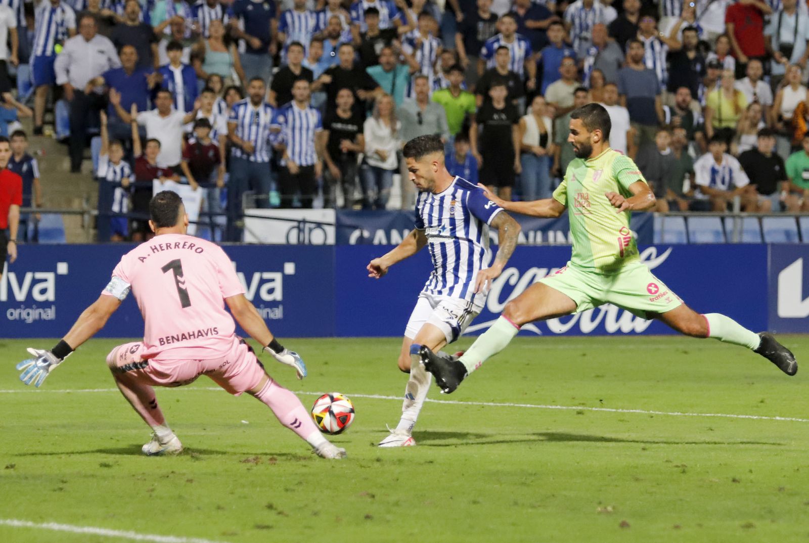 Imágenes del encuentro entre el Recreativo de Huelva y el Málaga