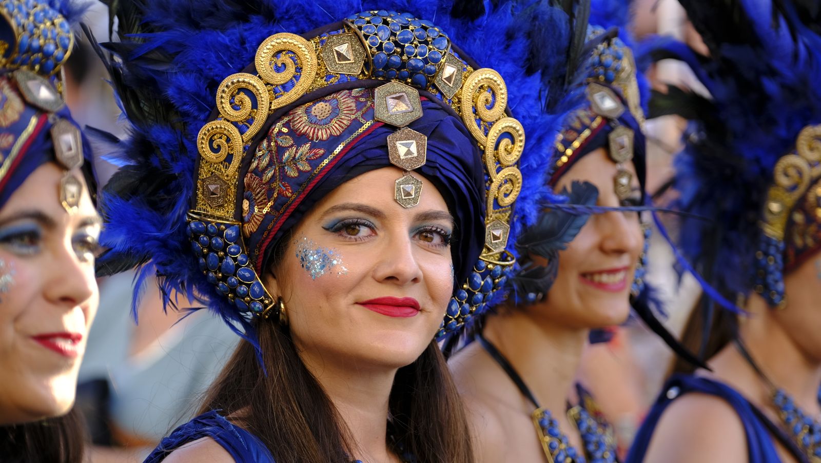 El espectacular desfile de Moros y Cristianos de Mojácar, en imágenes