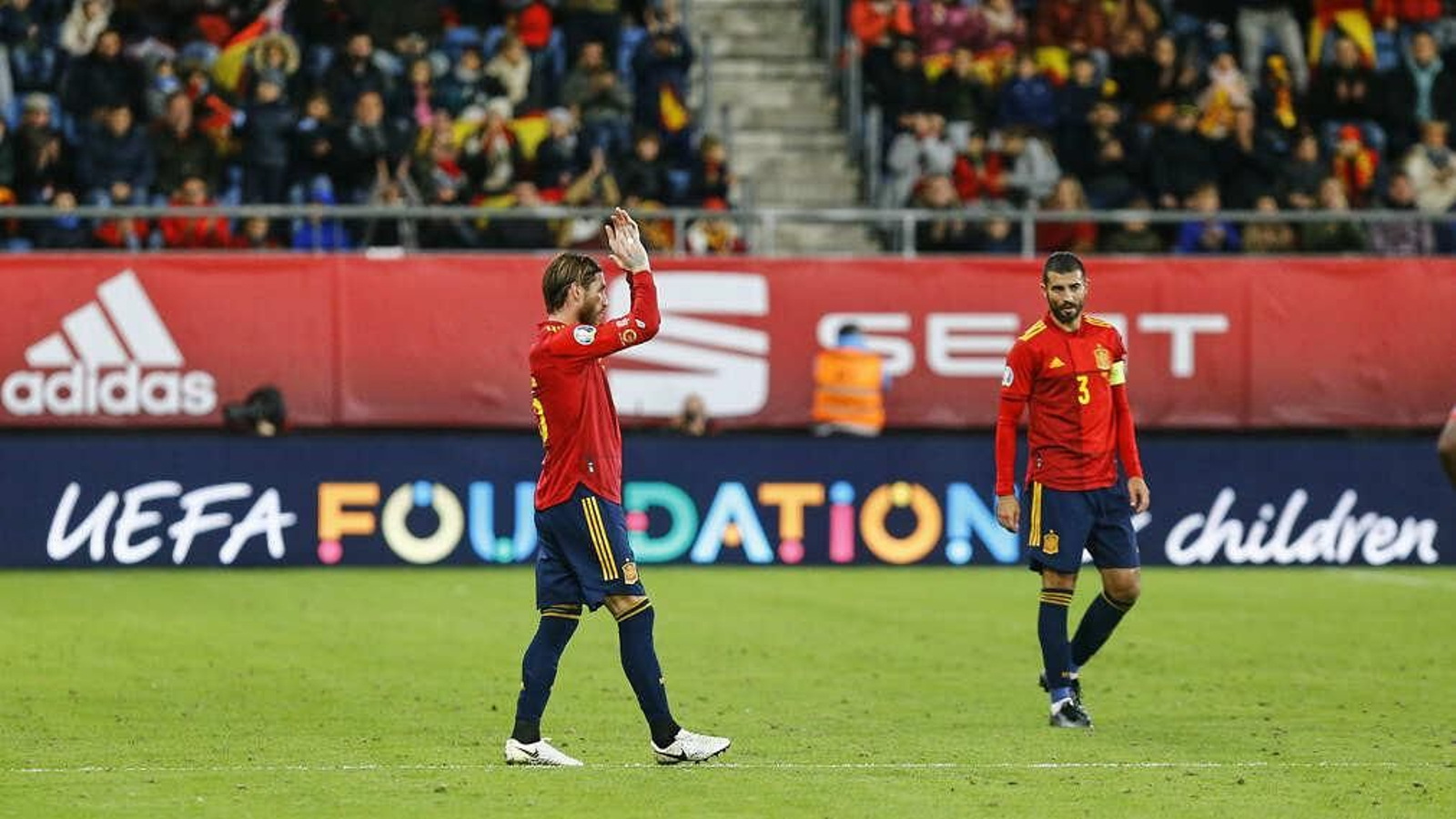 Las imágenes del España-Malta en Cádiz