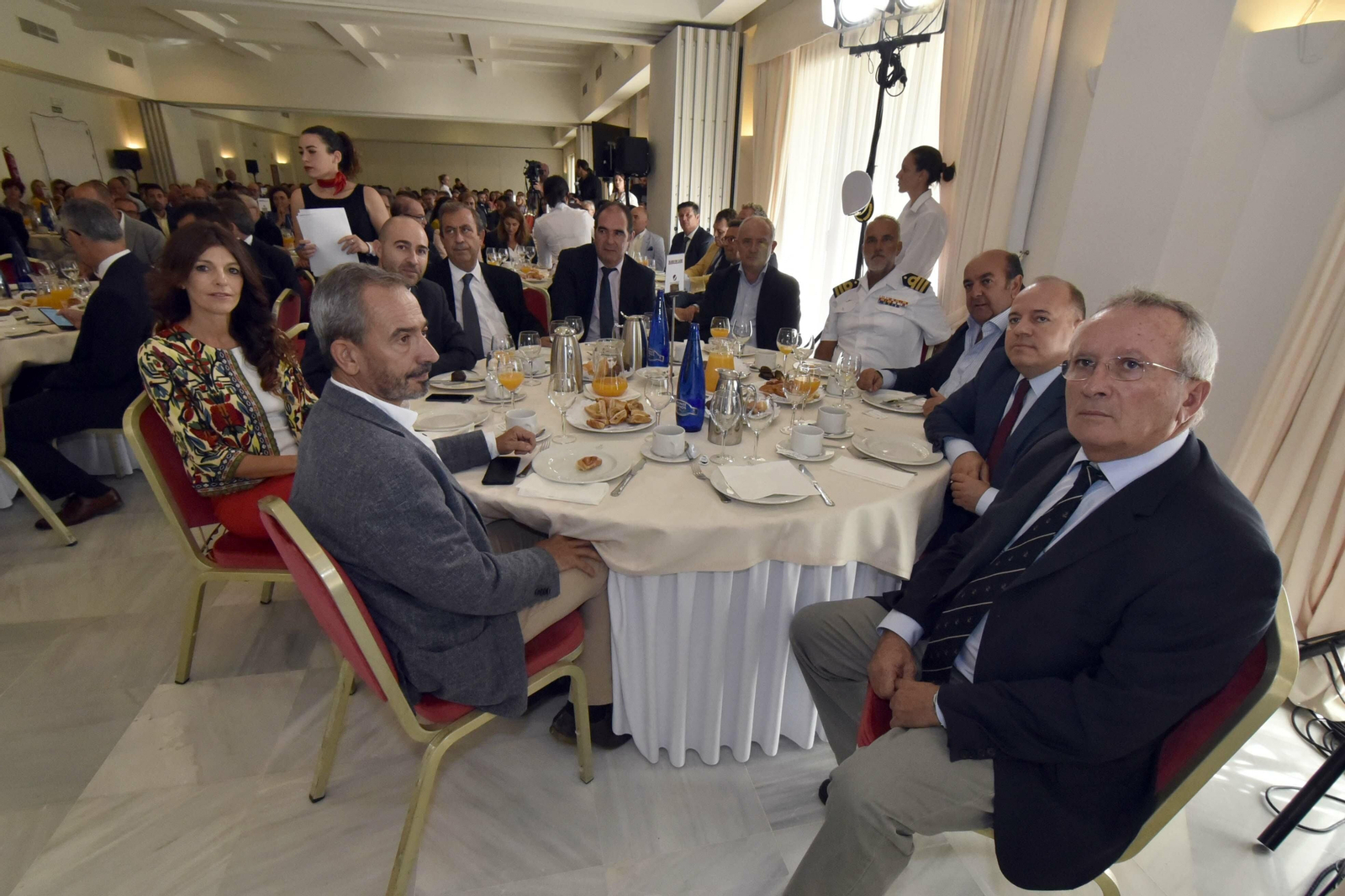 Desayuno - Coloquio de Europa Sur con Gerardo Landaluce