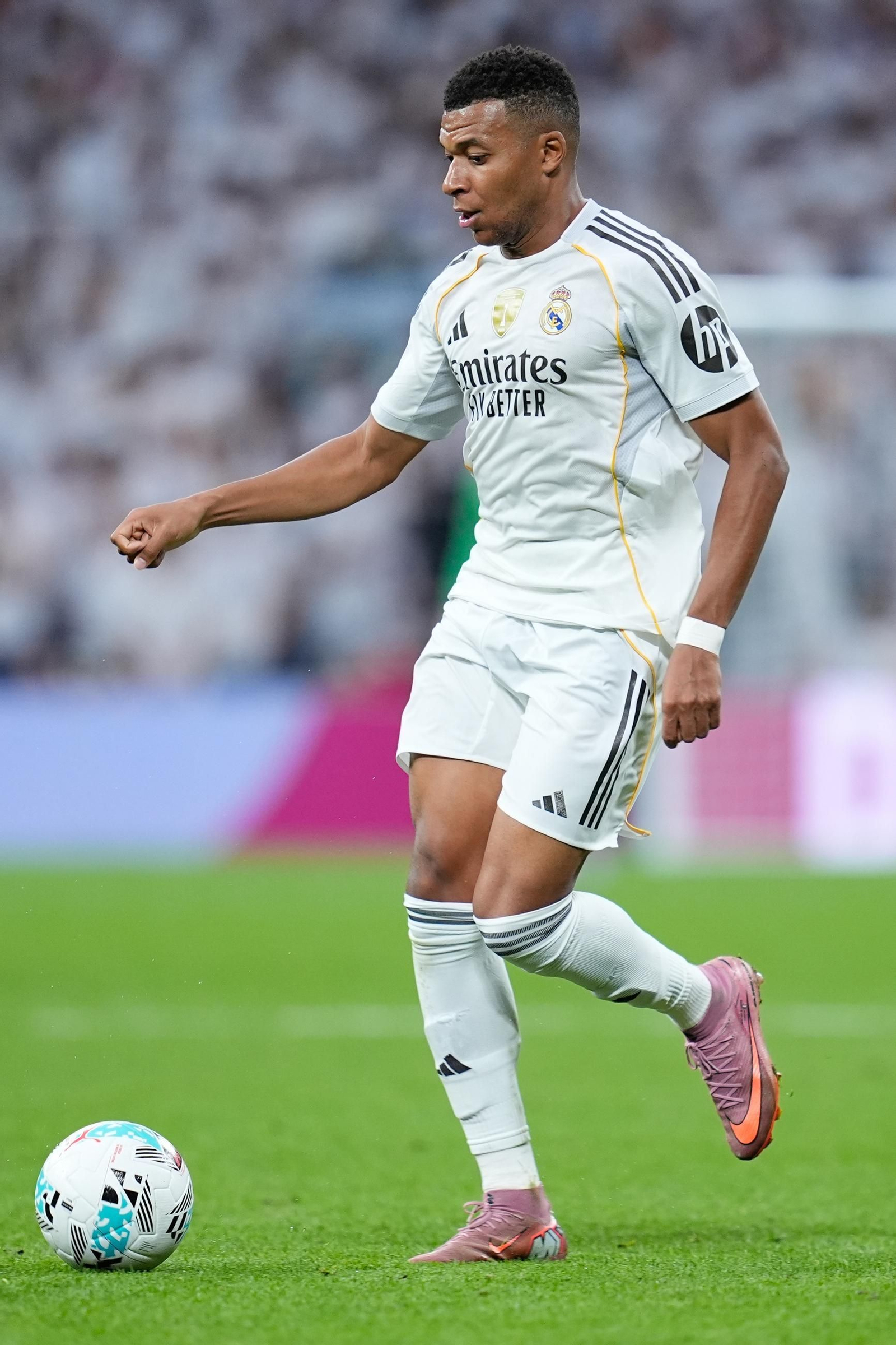 EuropaPress_6970048_Kylian_Mbappe_of_Real_Madrid_CF_in_action_during_t.jpg