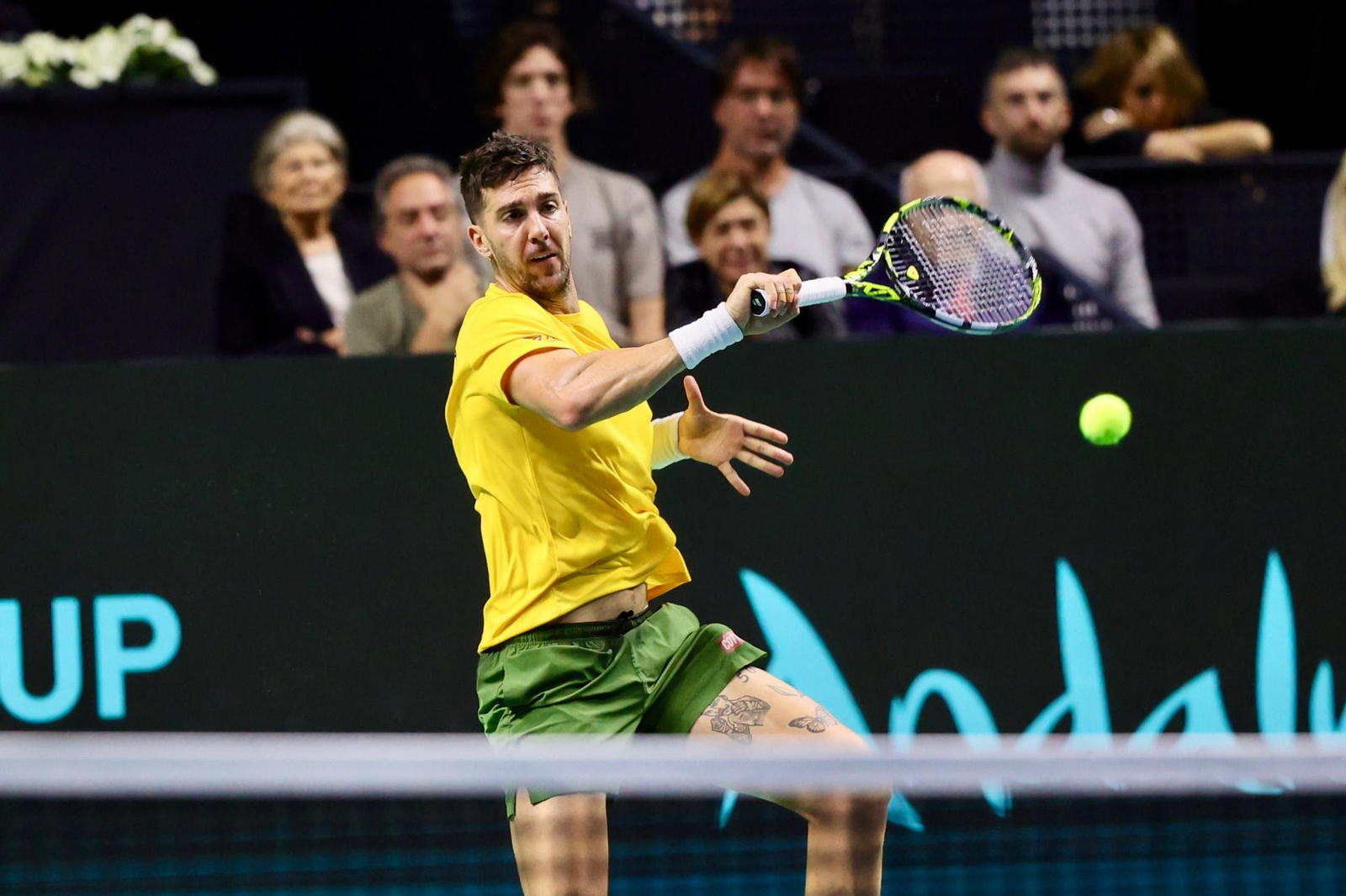 Berrettini derrota a Kokkinakis y acerca a Italia a la final de la Copa Davis