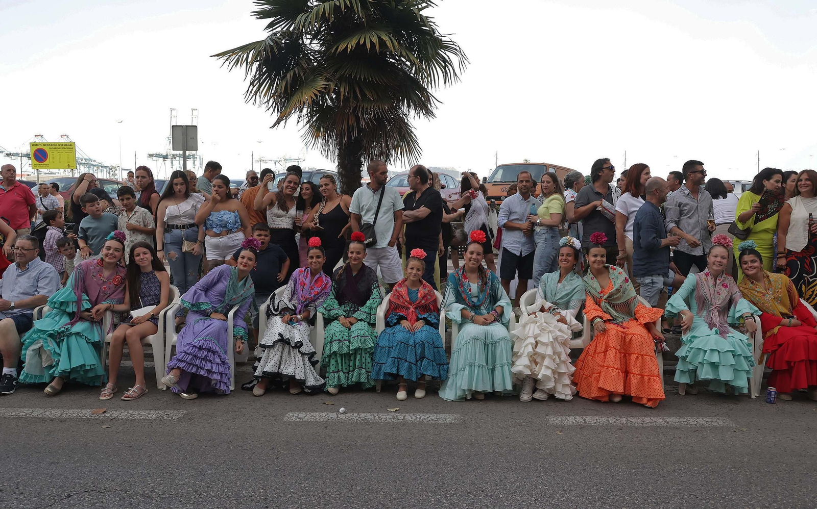 Búscate en las fotos de la cabalgata de la Feria Real de Algeciras 2025