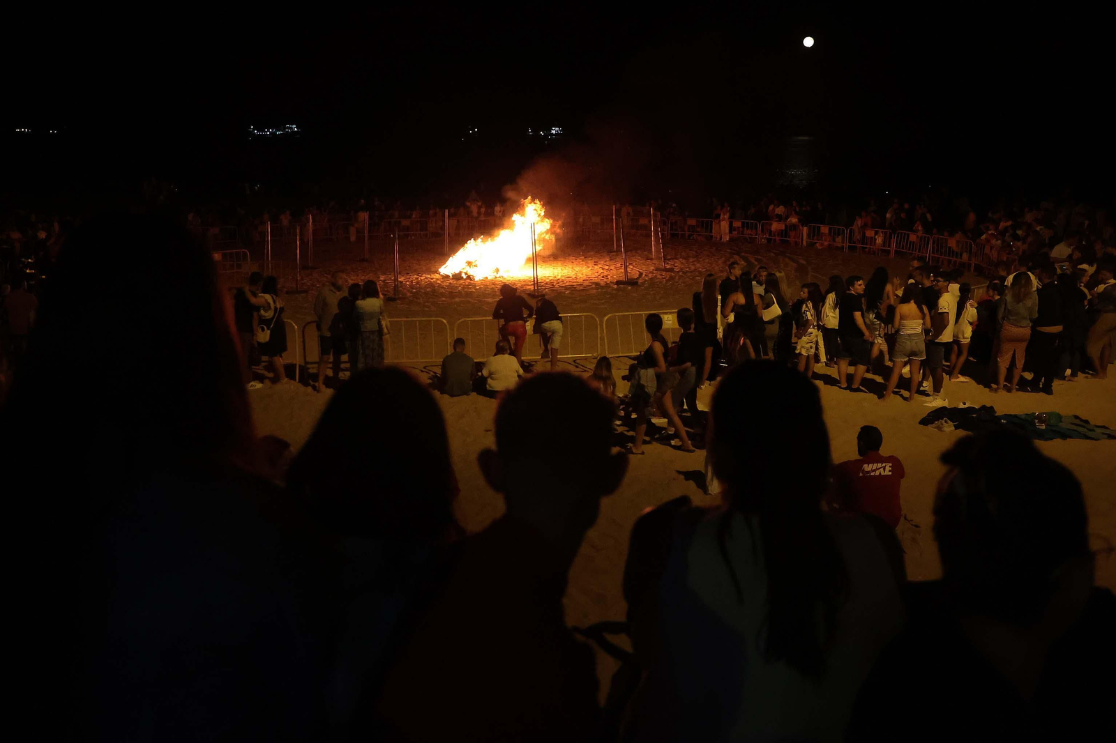 Fotos de la noche de San Juan en la playa de Getares