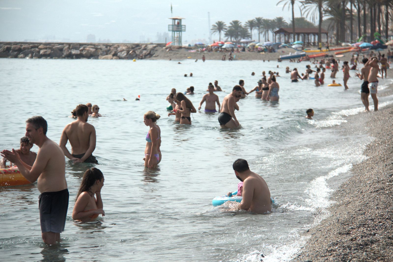 Lleno en la Costa pese a la jornada electoral
