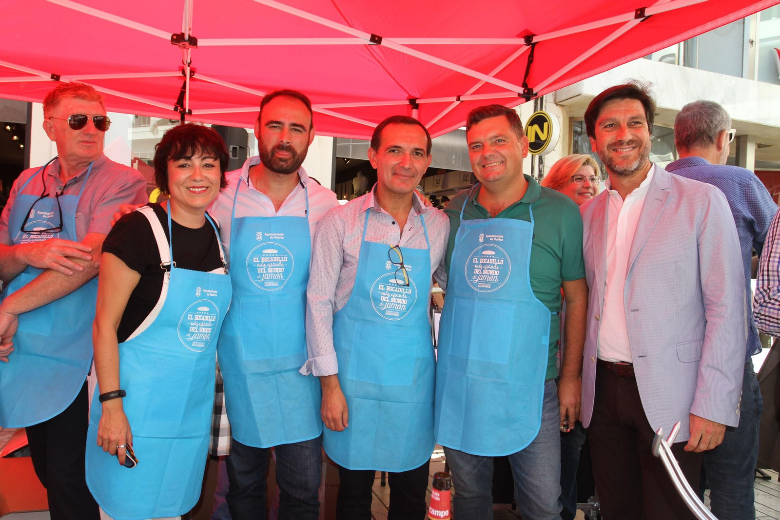 Record Guinnes del bocadillo de jamón mas grande del mundo, en Huelva