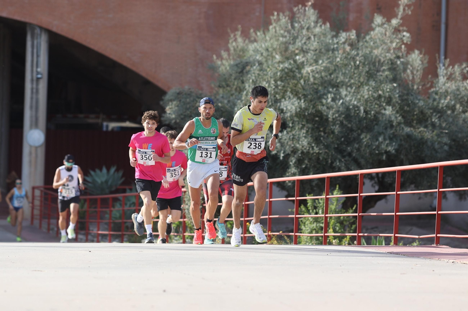 La carrera solidaria We Run de la UMA, en fotos