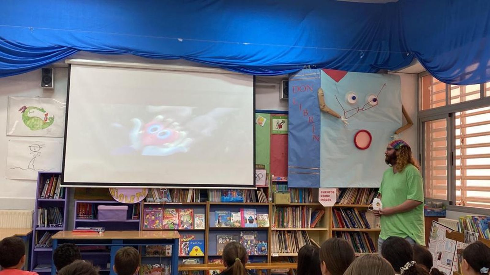 El Ayuntamiento de Vegas del Genil organiza talleres en los colegios con motivo del día del orgullo LGTBIAQ+