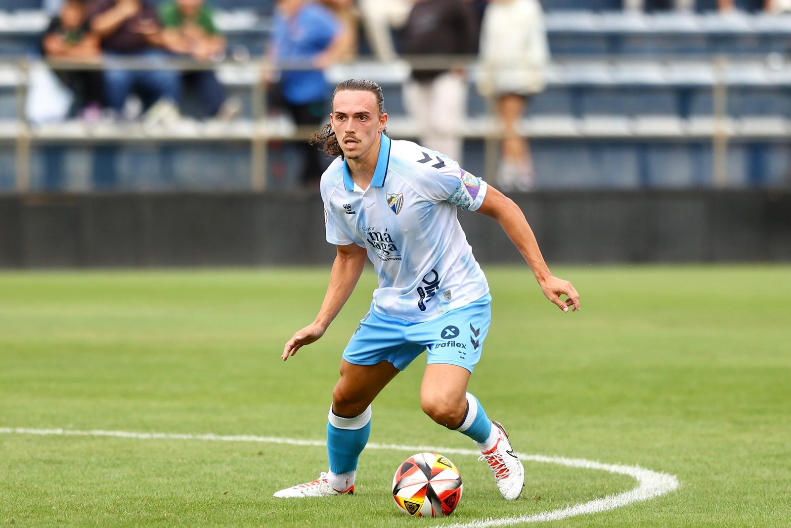 El Torremolinos se lleva el derbi con el Atlético Malagueño (1-2) El Torremolinos se lleva el derbi con el Atlético Malagueño (1-2)