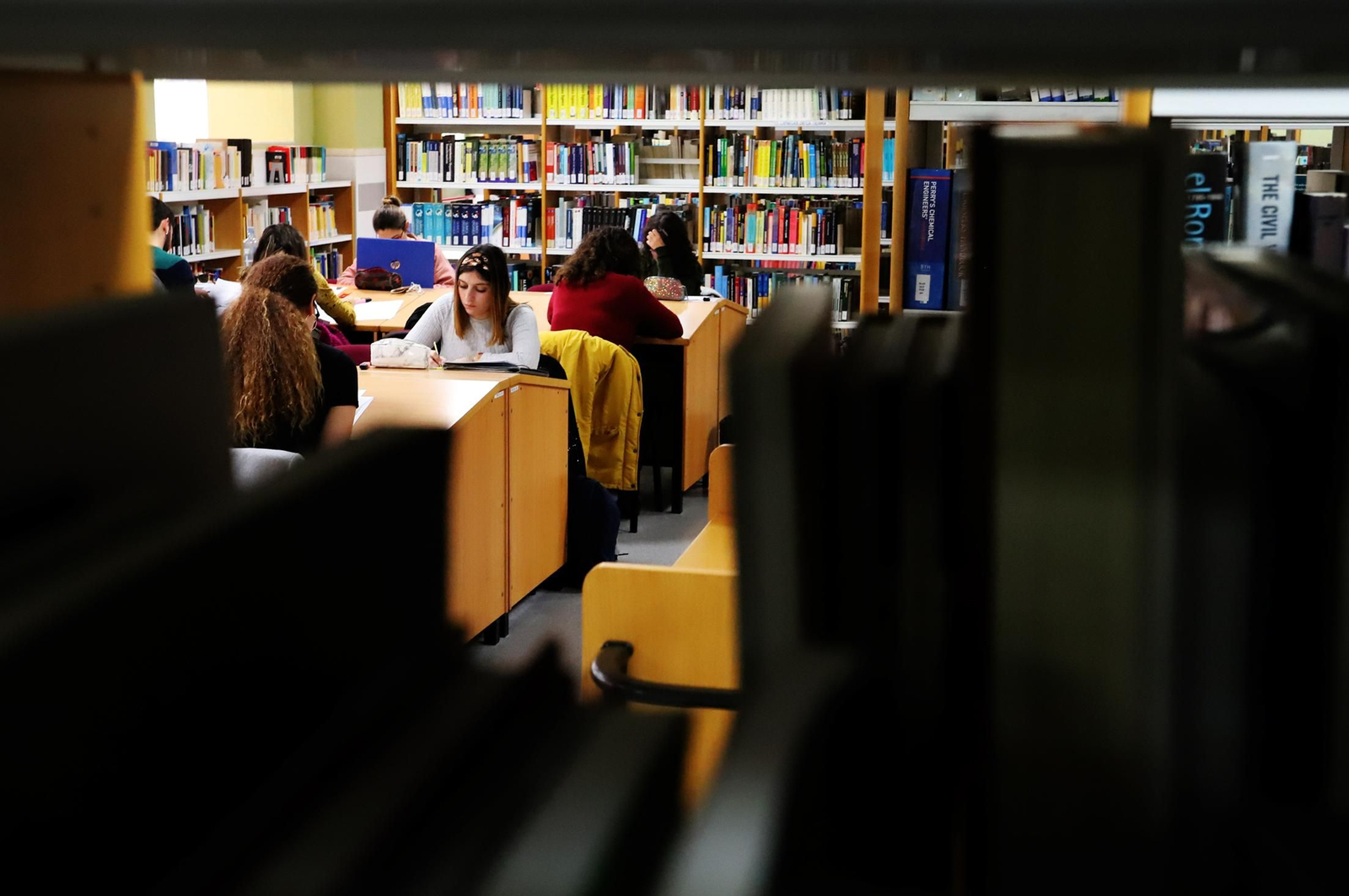 Imagen de archivo de la biblioteca central de la Universidad de Huelva.
