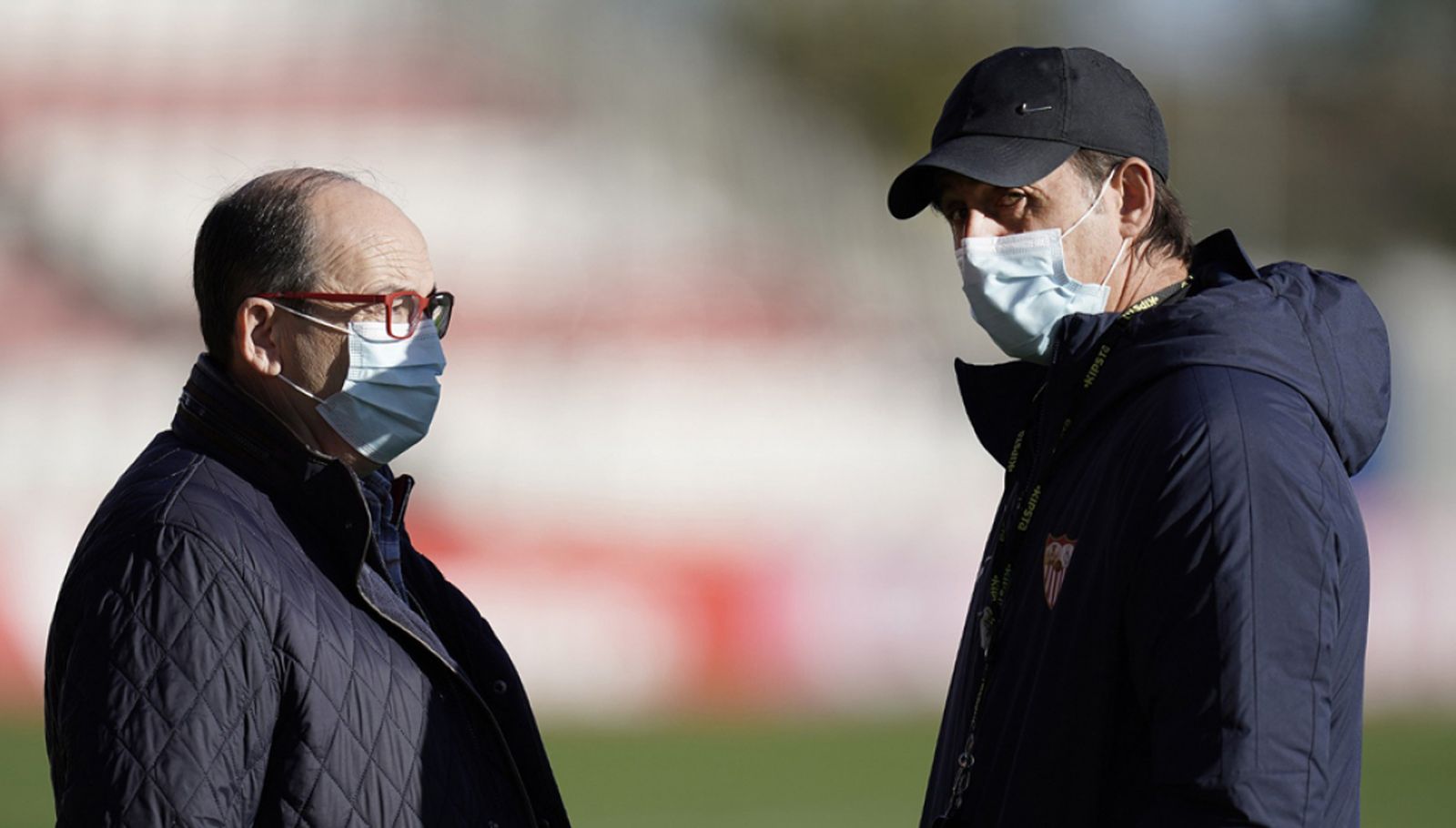 Castro y Lopetegui charlan en la ciudad deportiva.