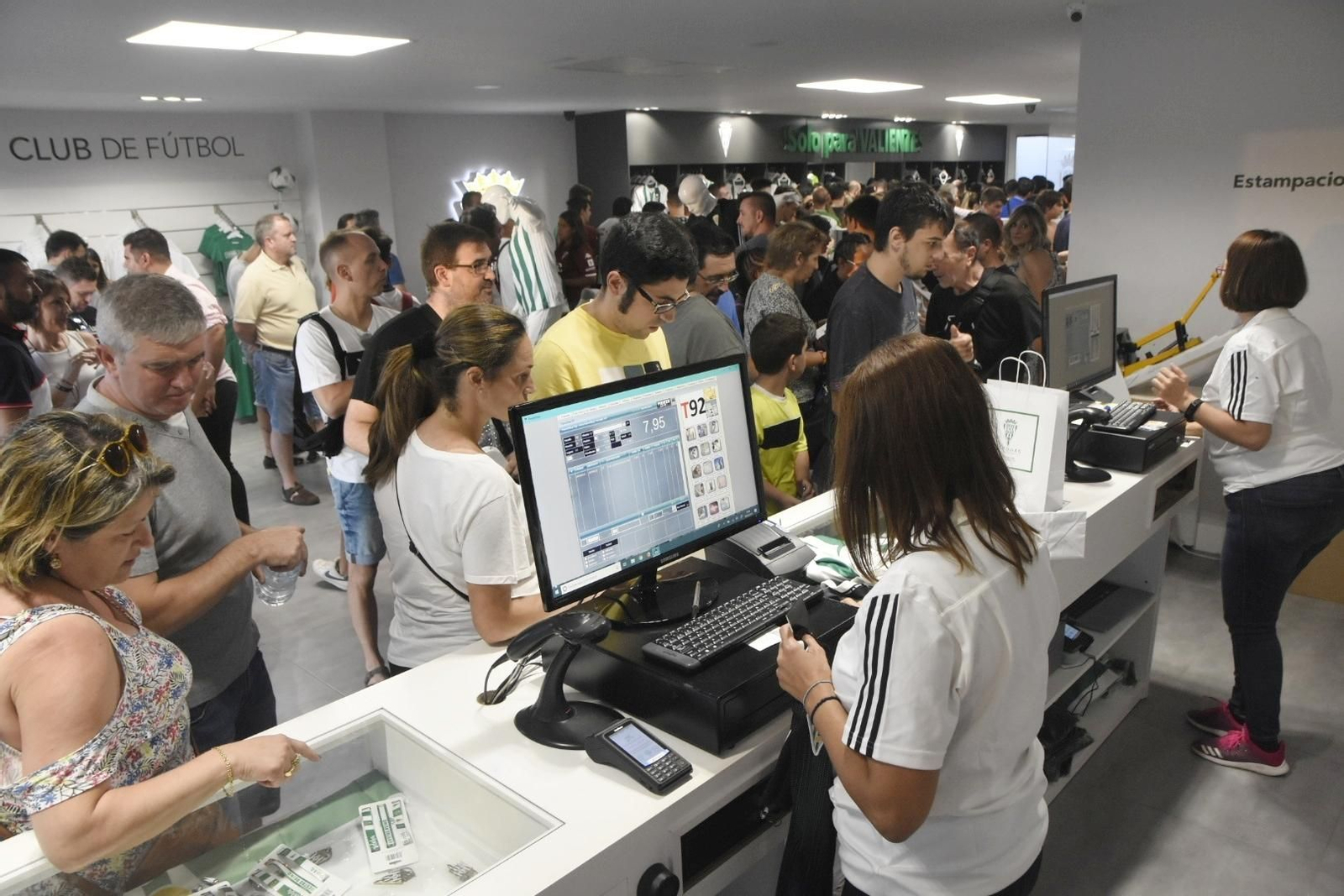 La presentación de las nuevas equipaciones del Córdoba CF, en imágenes