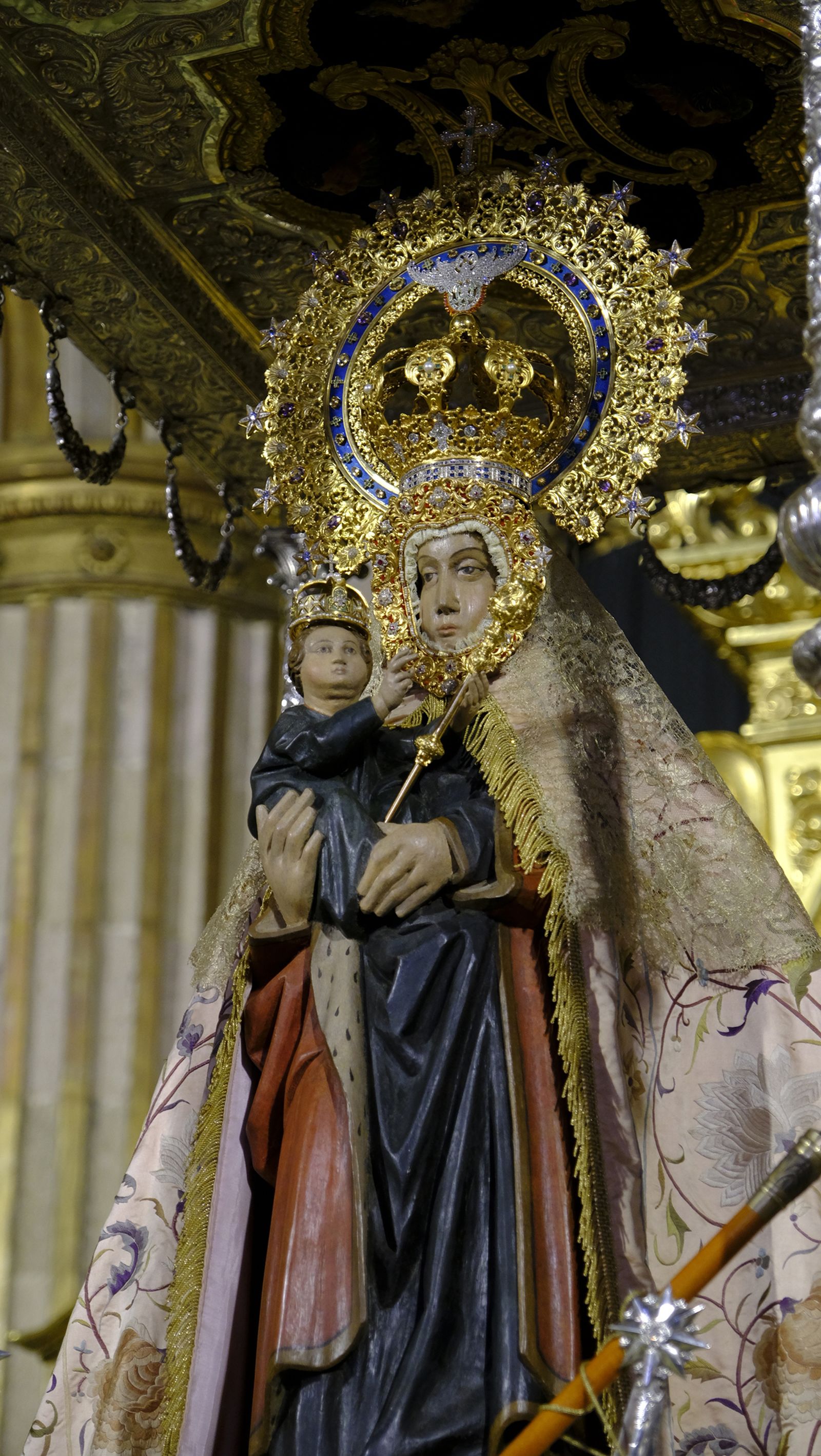 La ofrenda a la Virgen del Mar en imágenes