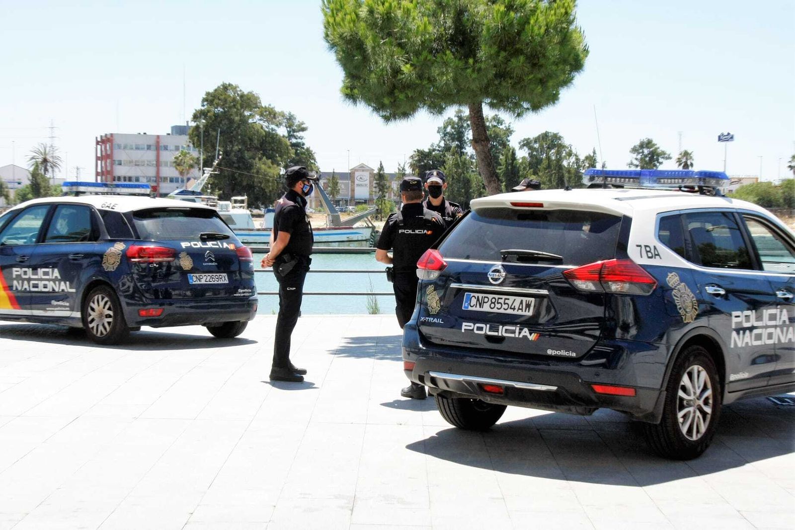 La Policía Nacional, este mediodía junto al Guadalete.