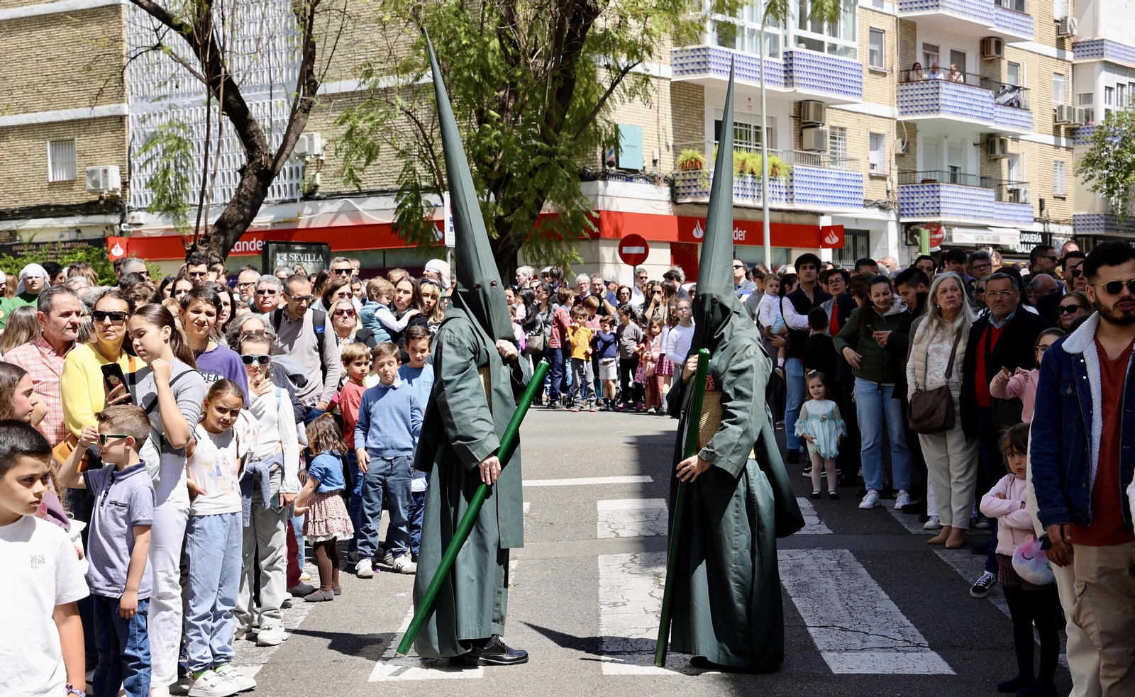 La Hermandad El Sol en la Semana Santa de 2025