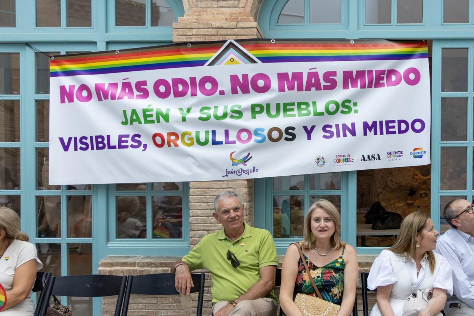 Alberto Batres, el diseñador jiennense presenta sus creaciones en el evento en el que se aborda cómo performar el género a través de la moda