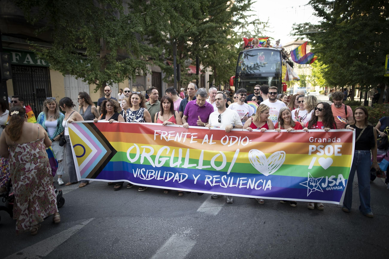 Las mejores imágenes de la manifestación por el Día del Orgullo LGBTIQ+ en Granada