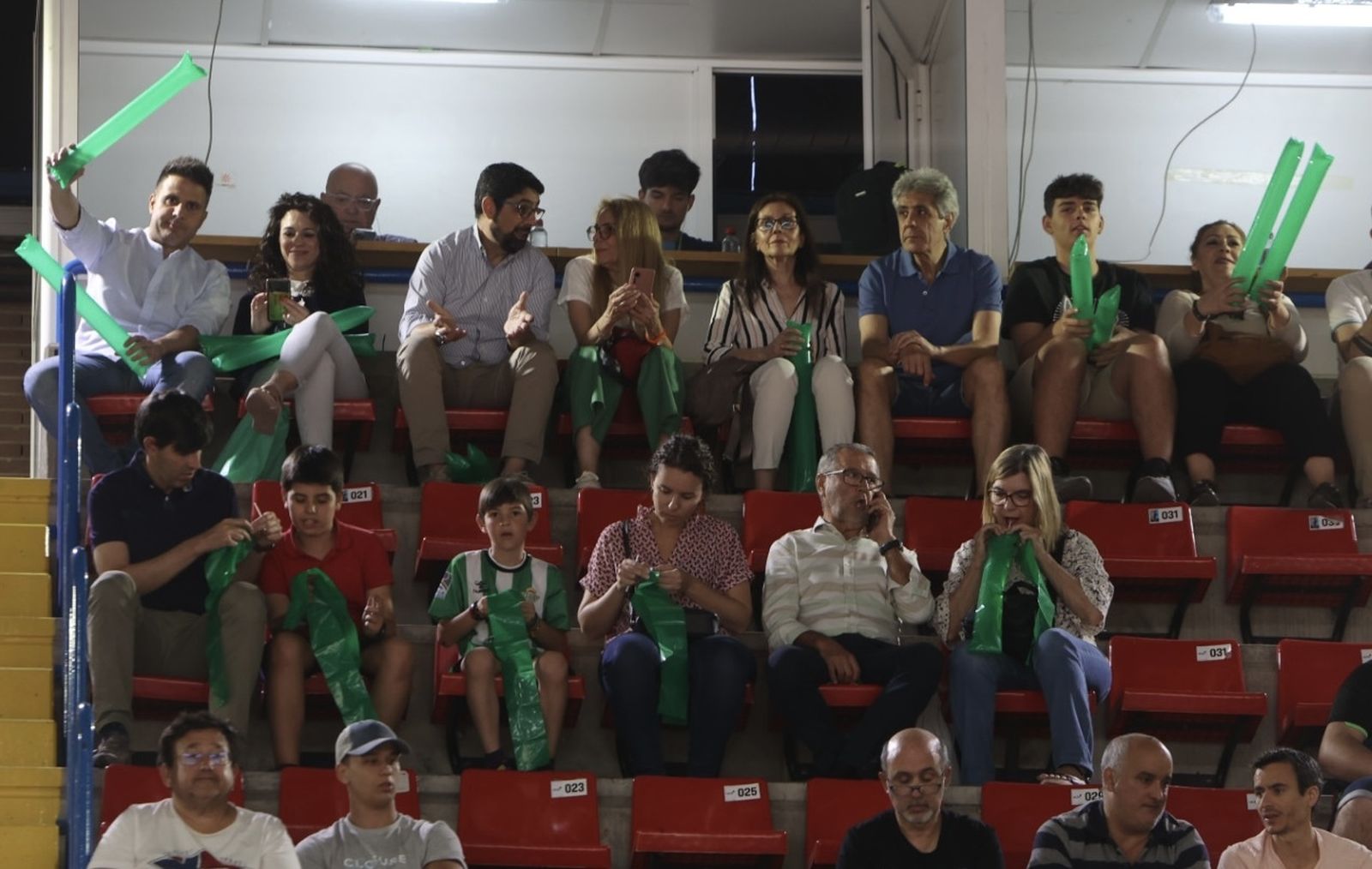 Búscate en el o Betis Granada de baloncesto