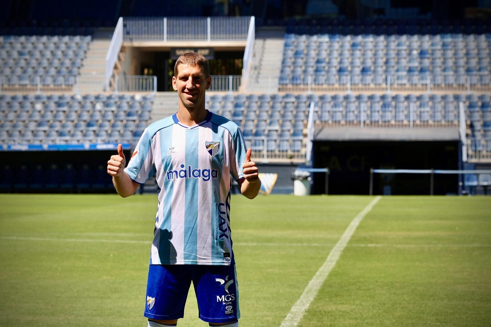 Las primeras imágenes de Brasanac como jugador del Málaga CFº