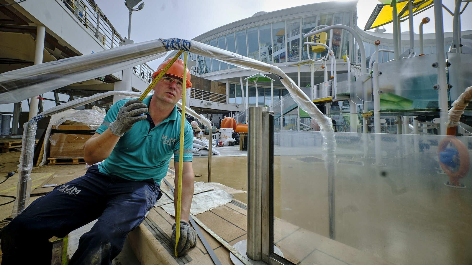 Obras en el buque 'Oasis of the Seas' Obras en el buque 'Oasis of the Seas'