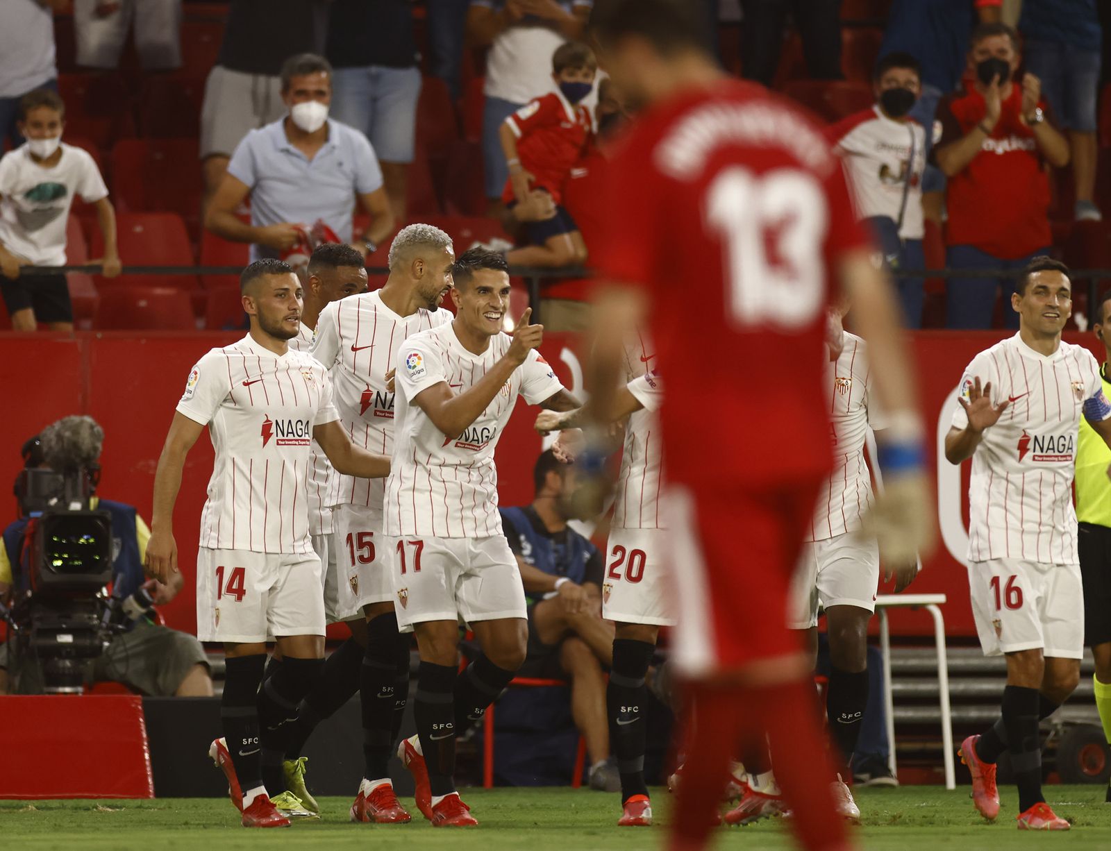 Lamela celebra uno de sus tantos frente al Rayo.