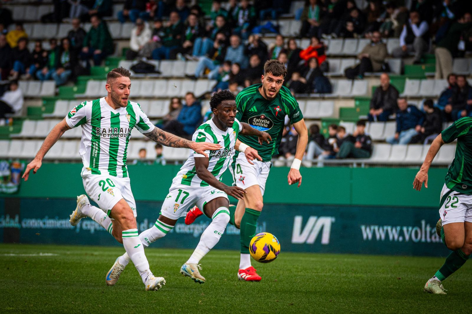 Las mejores fotos del agónico triunfo del Córdoba CF en Ferrol