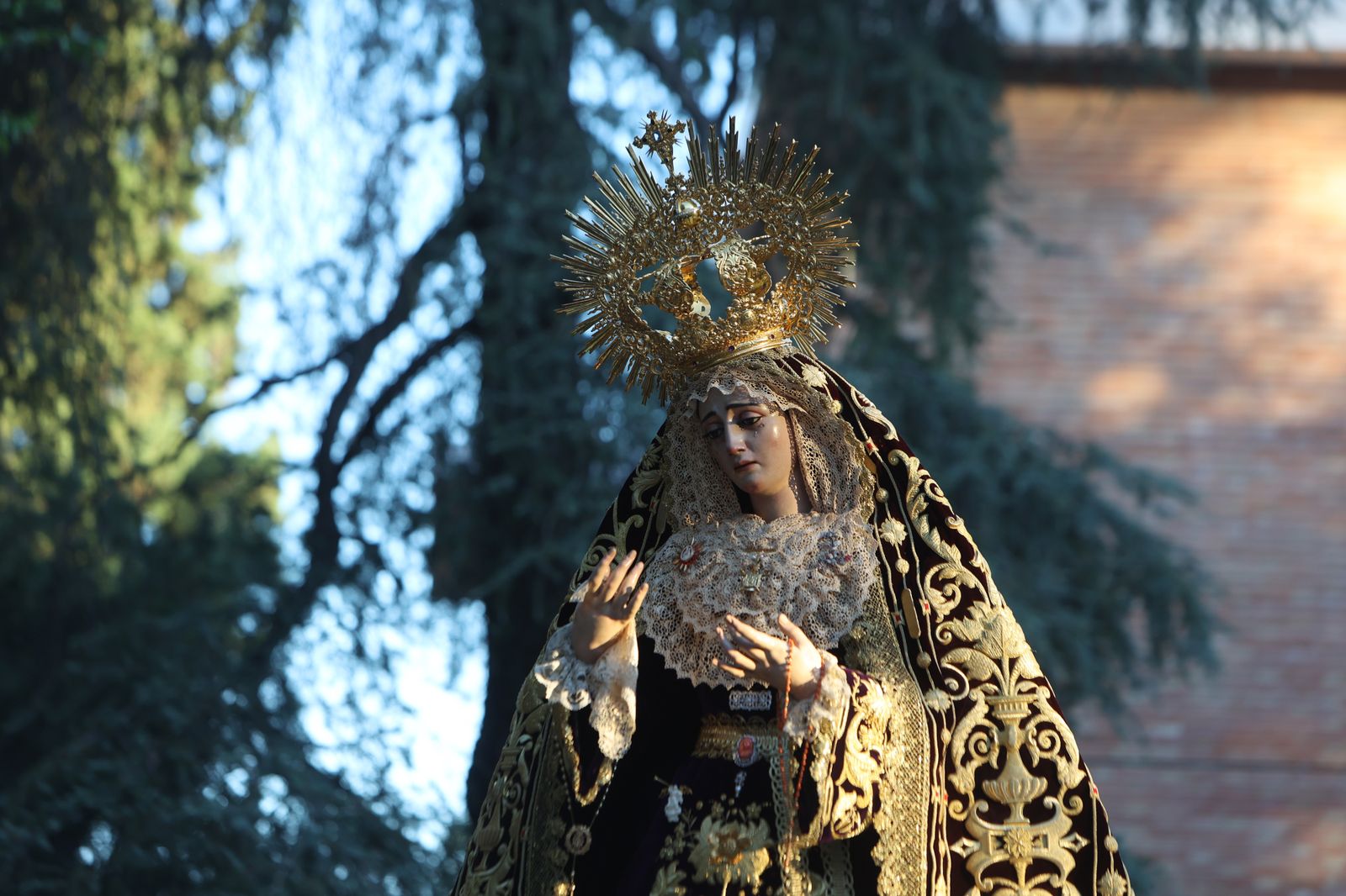 Solemne Rosario de la Aurora de la Virgen de la Victoria