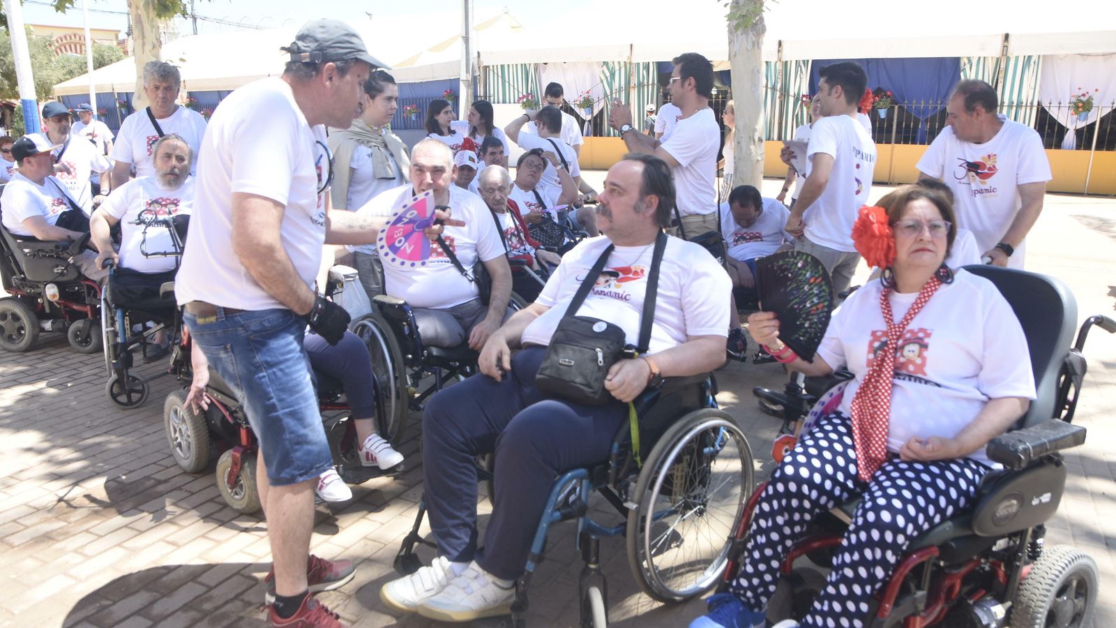 Usuarios de Fepamic visitan  la Feria