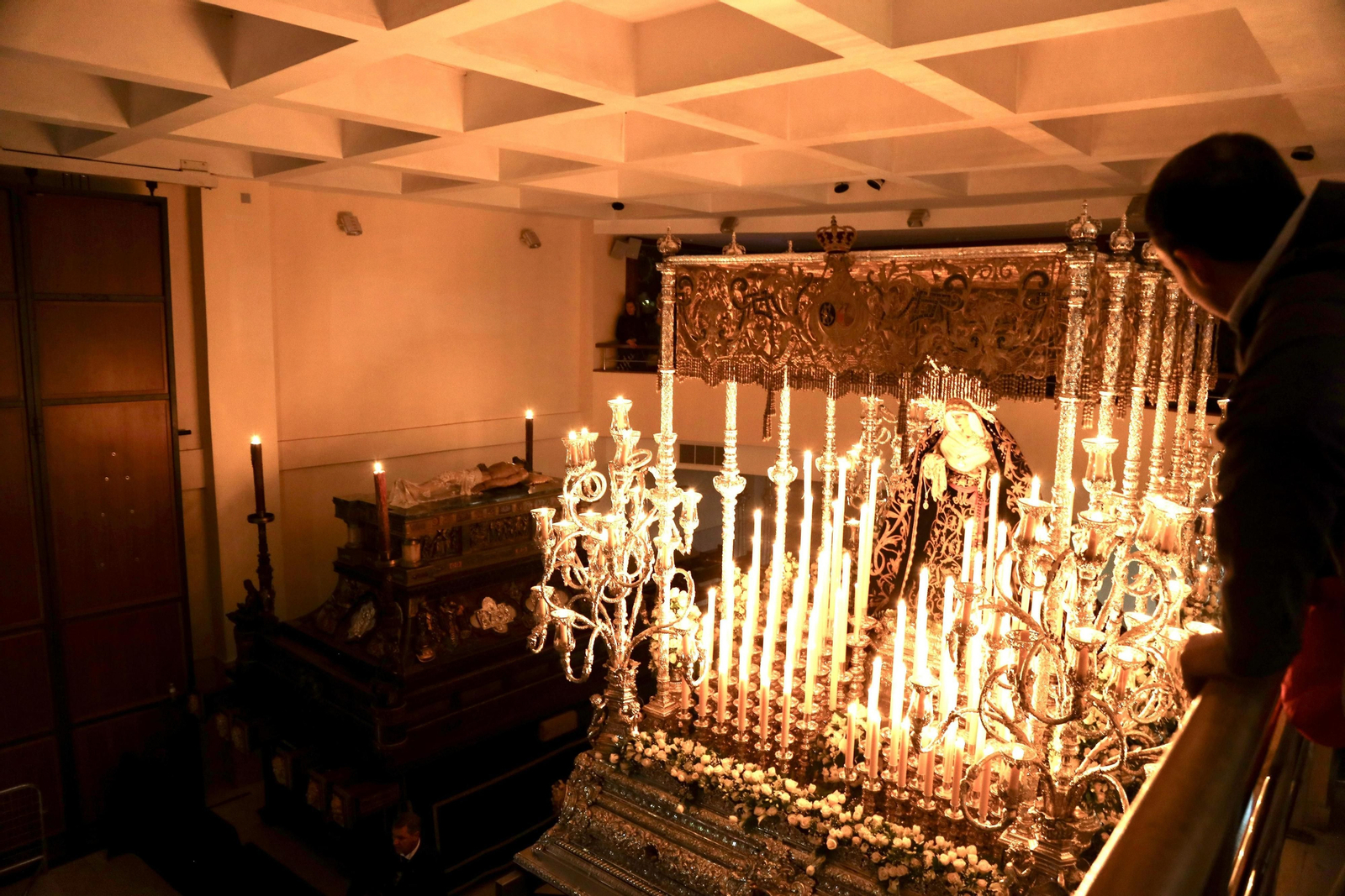 Los titulares del Sepulcro durante las visitas en el salón de tronos Los titulares del Sepulcro durante las visitas en el salón de tronos
