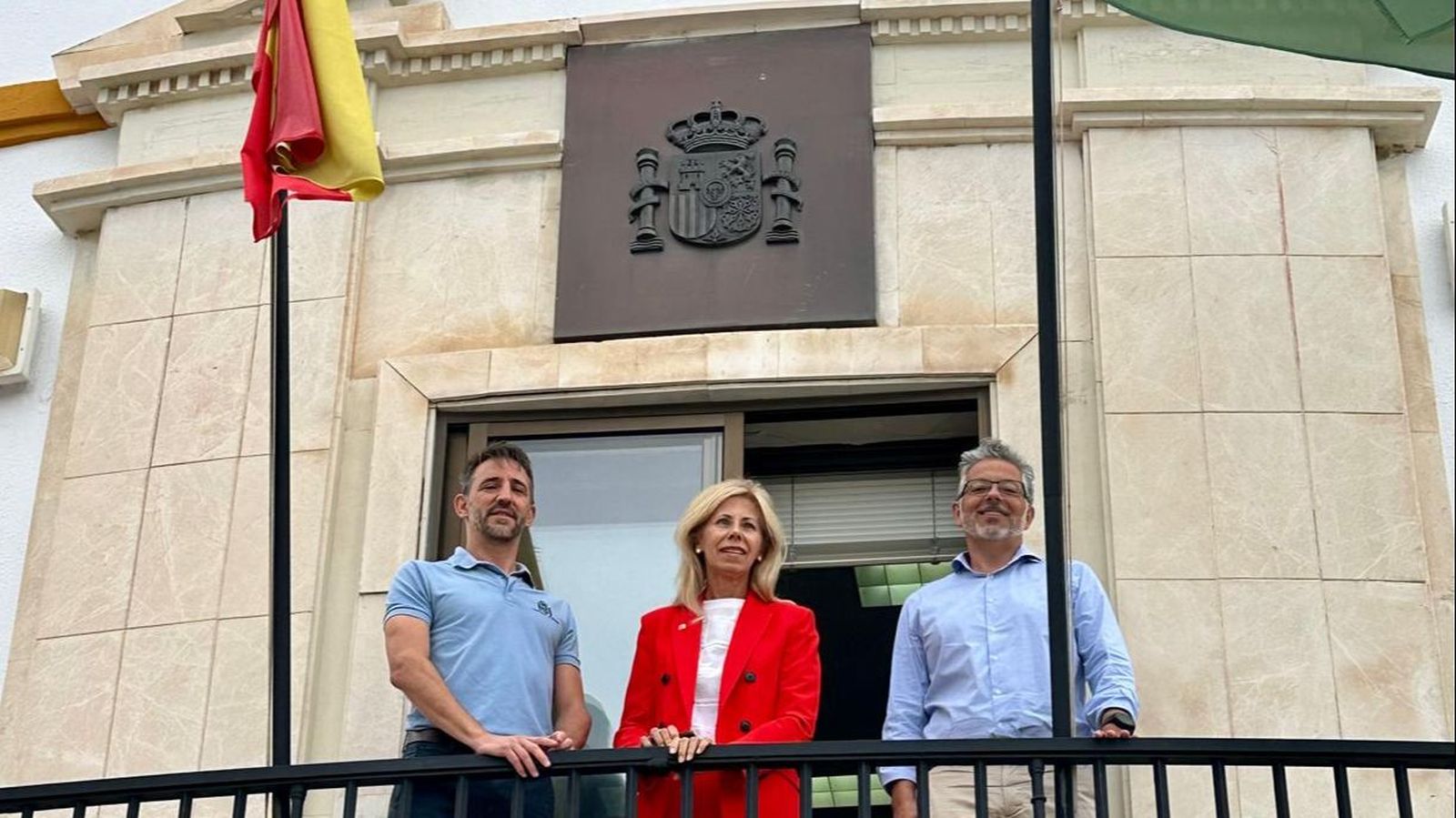 La subdelegada del Gobierno en Huelva, en Capitanía Marítima.