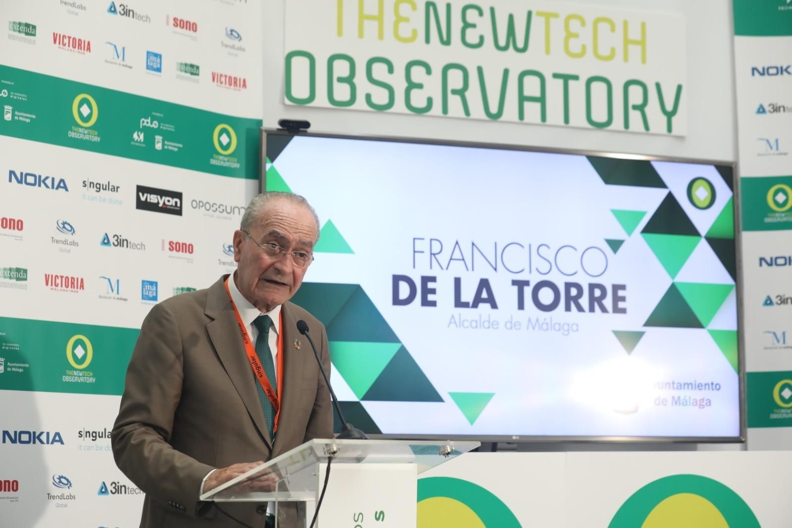 El alcalde de Málaga, Francisco de la Torre, inaugura el III Observatorio de las Nuevas Tecnologías
