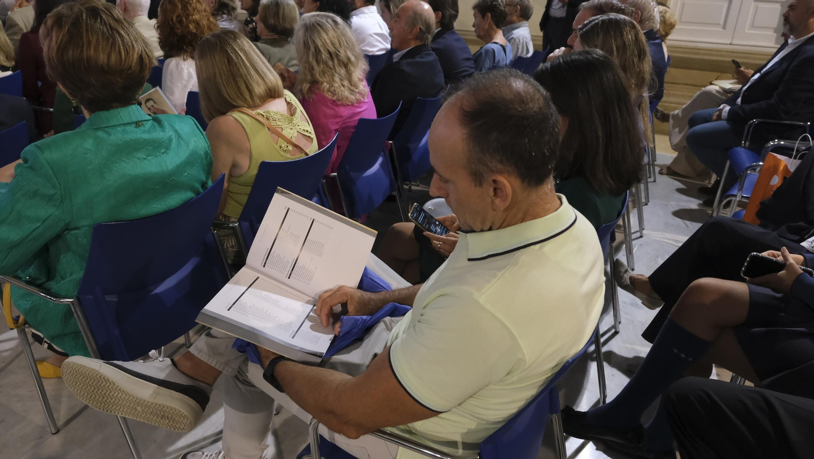 La presentación del libro 'Los Presidentes de la Diputación de Almería', en fotos