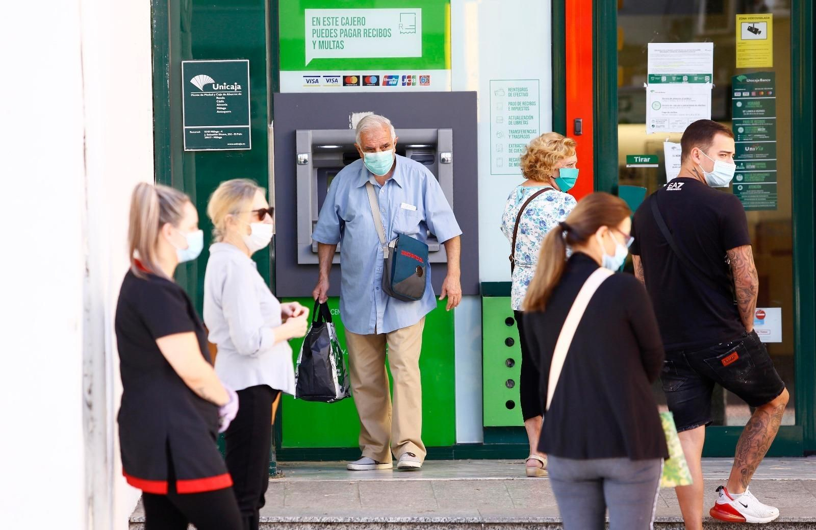 Fotos: El Palo, en Málaga capital, vuelve a la vida