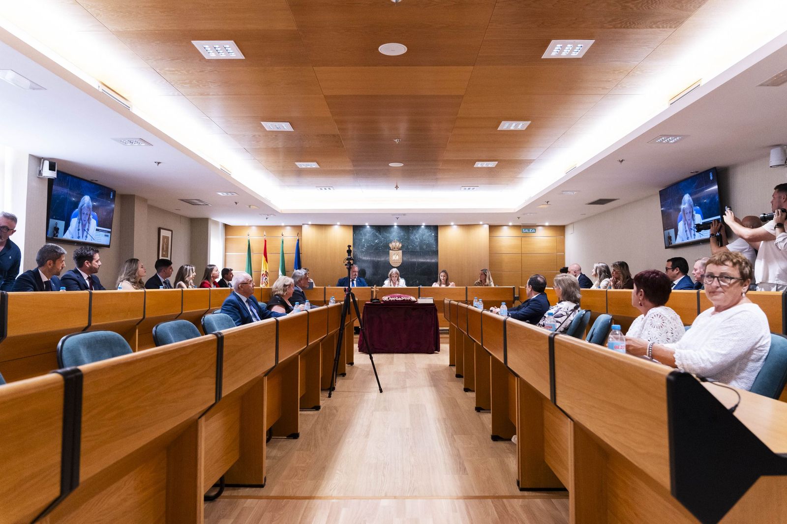 Julia Ibáñez toma posesión como nueva alcaldesa de El Ejido, en imágenes