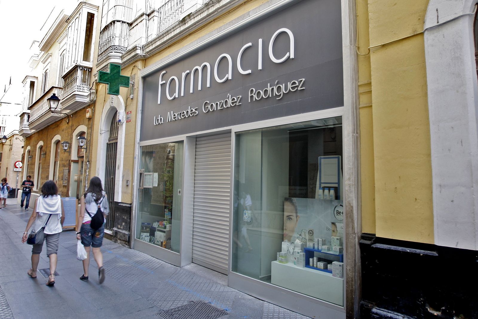 Una farmacia del centro histórico de la ciudad.