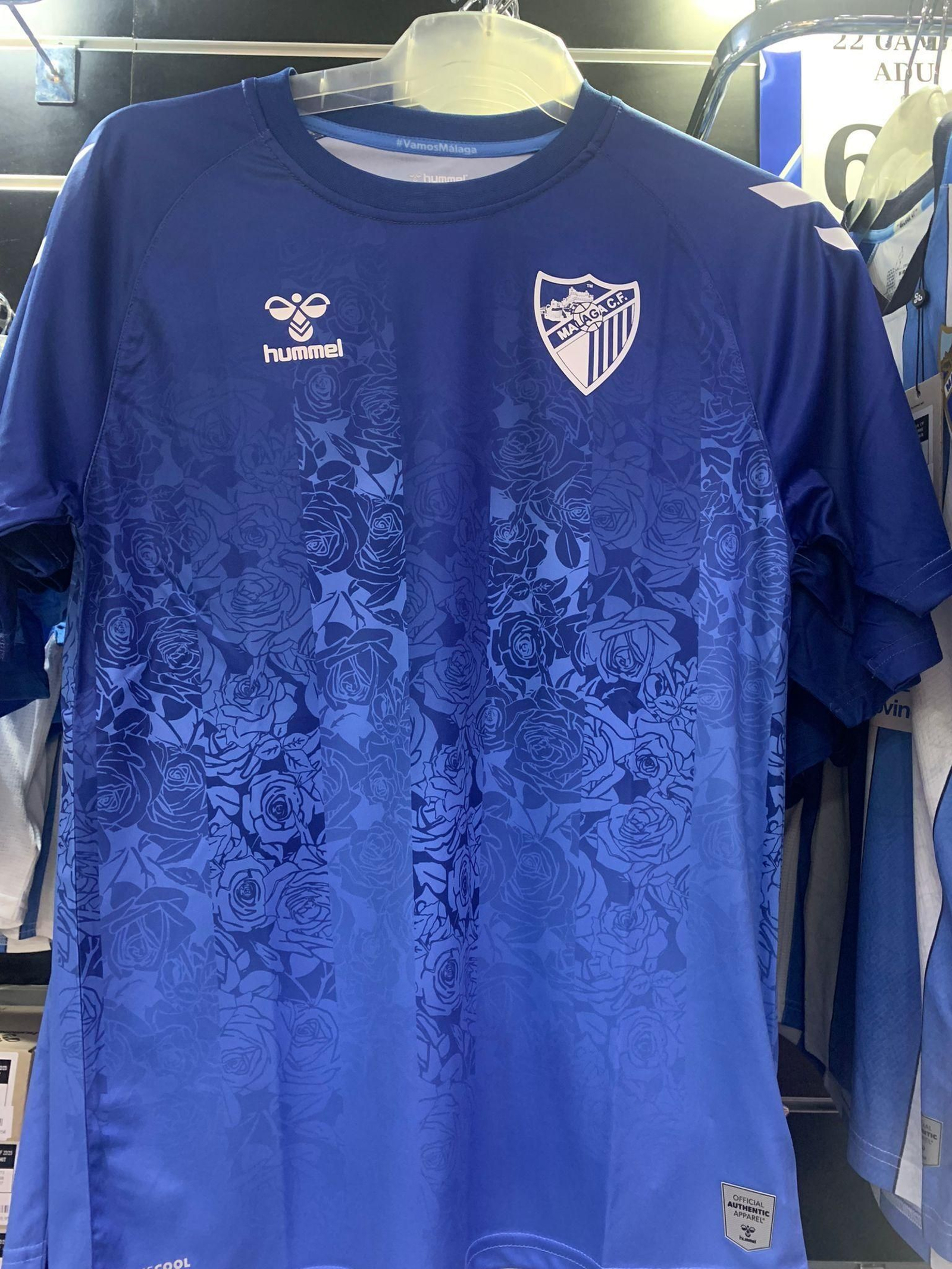 Los novedosos productos del Málaga CF en tiendas
