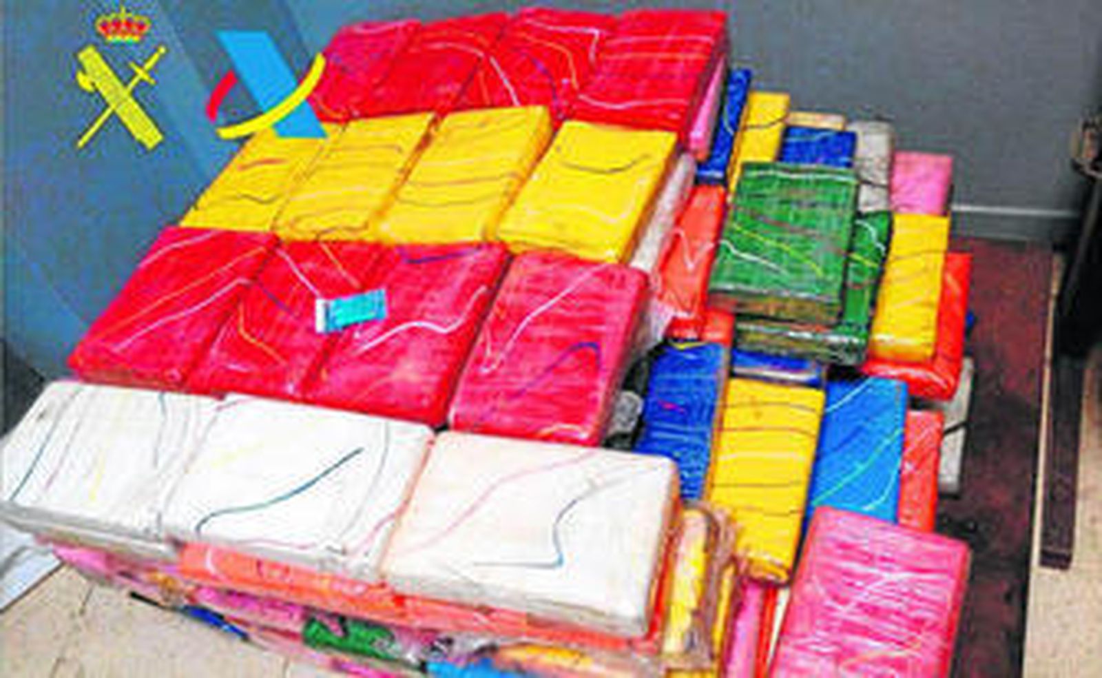 Así estaba empaquetada la cocaína, en pastillas de un kilo recubiertas de plástico de vivos colores.