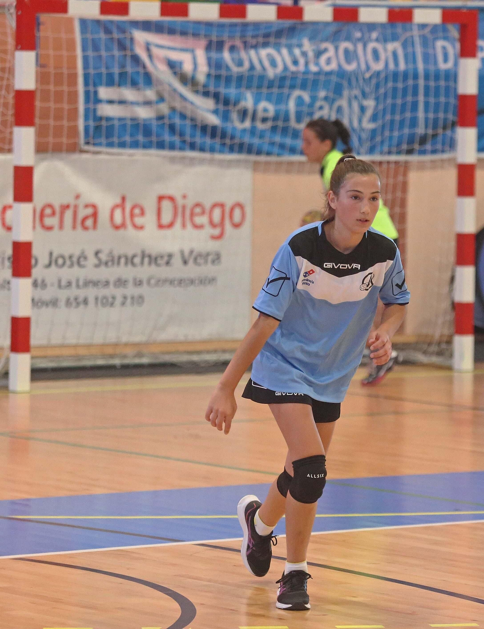 Fotos de la jornada inaugural del CADEBA alevín de balonmano en La Línea