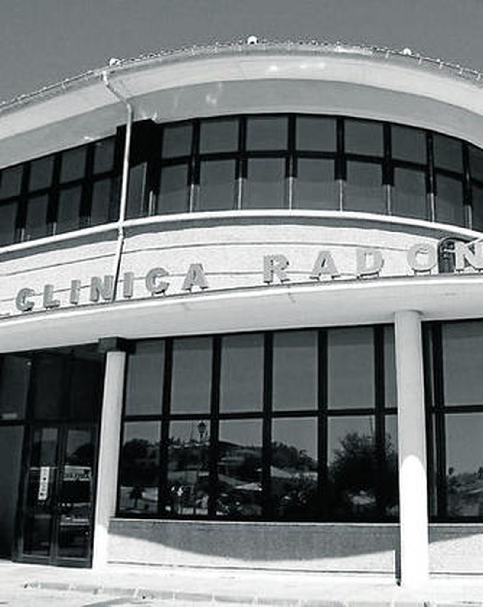 La fachada del edificio de la clínica Radon, en una imagen reciente.