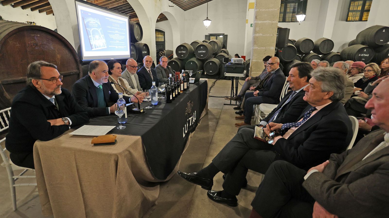 Presentación del libro 'Lustau. Calidad e innovación: las claves del éxito', este jueves en la bodega.
