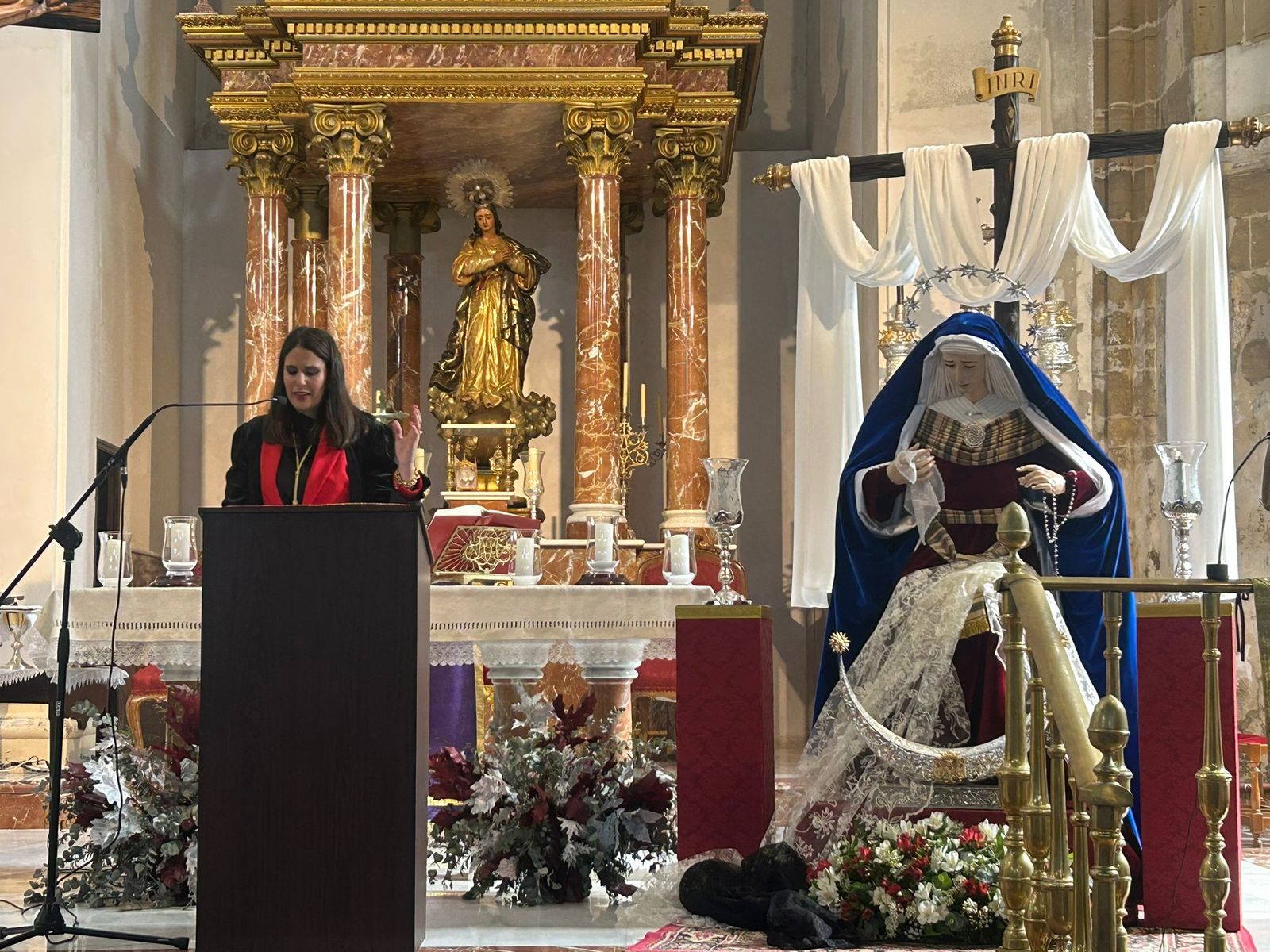 La cofrade Jessica María Díaz durante su pregón.