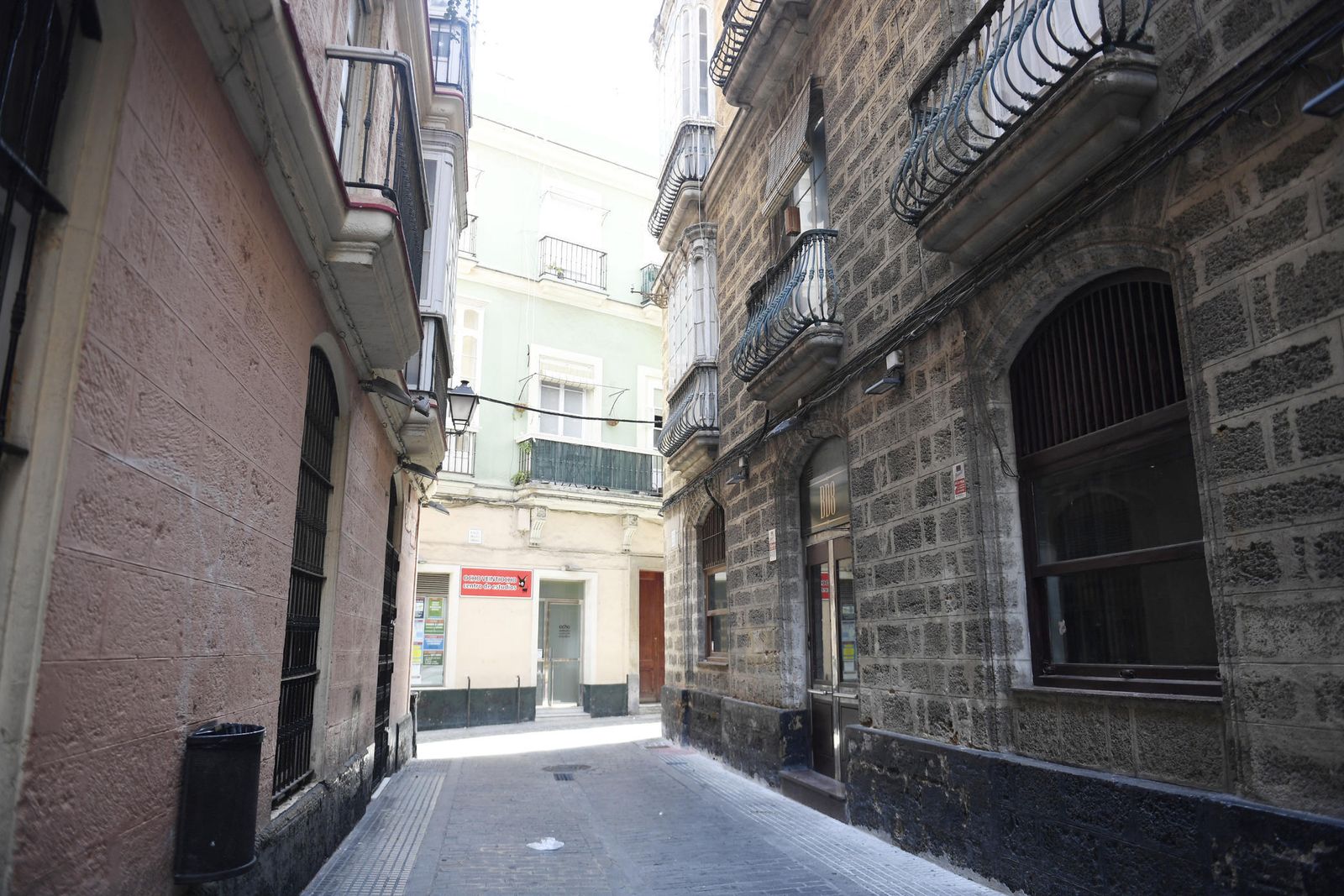 Confluencia de las calles Manuel Rancés y Beato Diego, desde el último tramo de la primera de las calles.