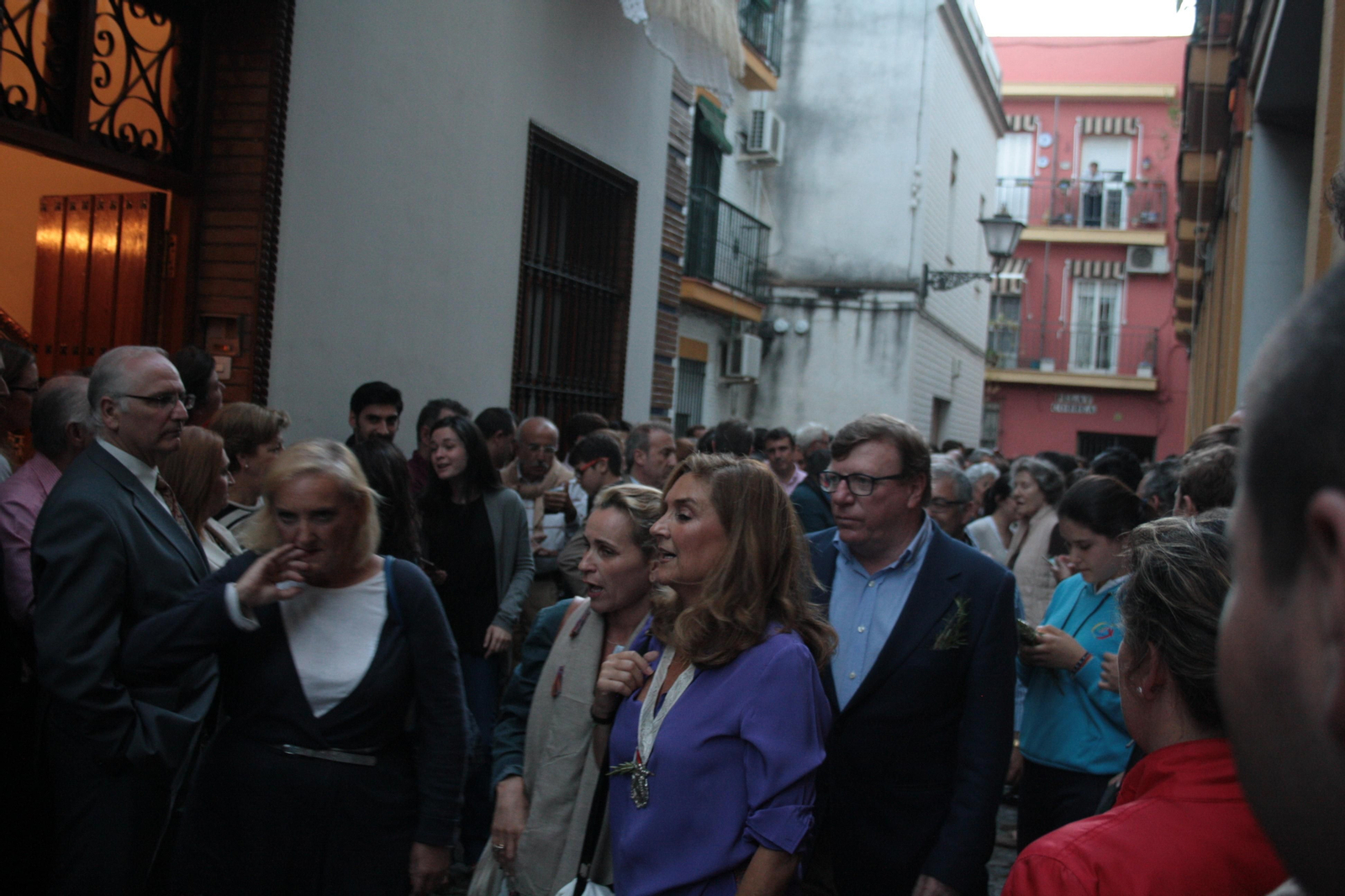 Traslado del Simpecado de la Hermandad del Rocío de Triana, en imágenes