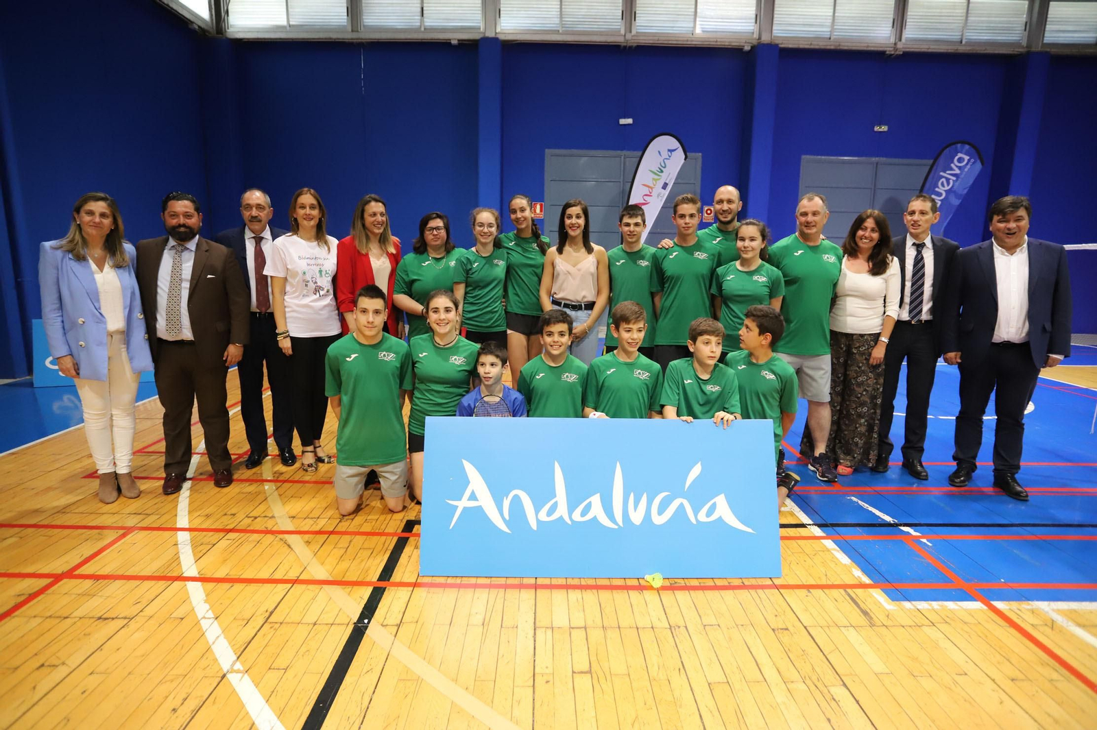 Imágenes de Carolina Marín en el Palacio de deportes, con la asociación Inclusivo, que ella misma Amadrina