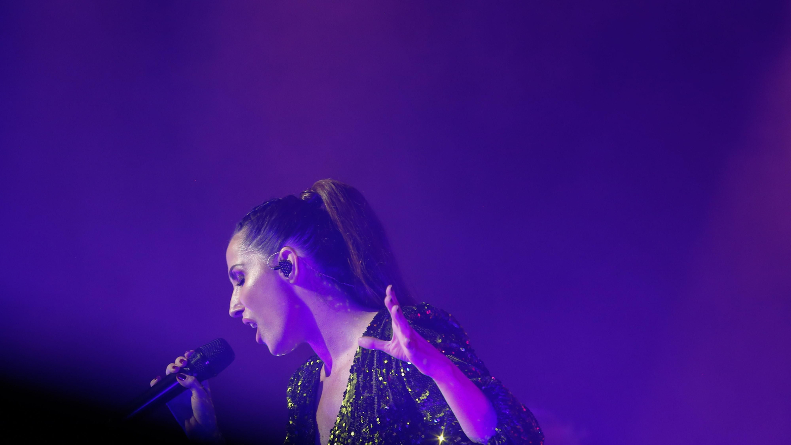 Fotos del concierto de Malú en La Línea