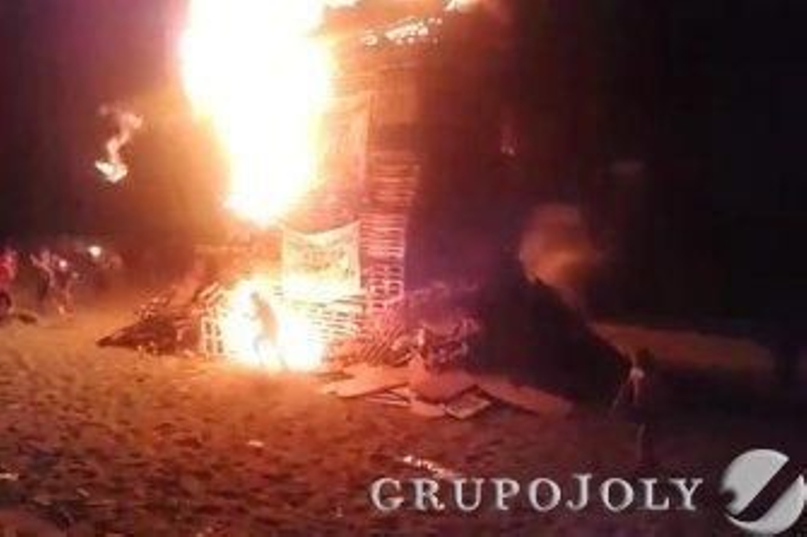 Un joven resulta herido al prender una hoguera la noche de San Juan